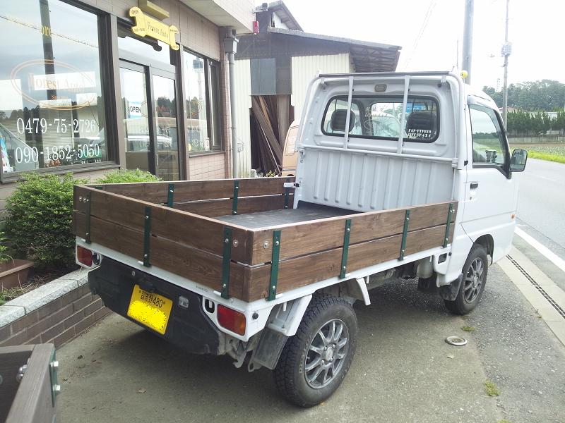 ｽﾊﾞﾙ ｻﾝﾊﾞｰ ﾄﾗｯｸ 4WD FAFｵﾘｼﾞﾅﾙ 木製あおり 装着 千葉県栄町 K様 - Home